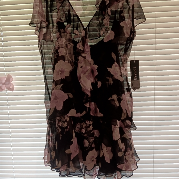 Ralph Lauren top and skirt size4 see threw - Picture 2 of 2